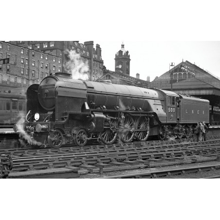 R3832 - LNER, Thompson Class A2/3, 4-6-2 500 'Edward Thompson' - Era 3