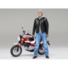 14137 - 1/12 Street Rider (Single Figure with Two Options)
