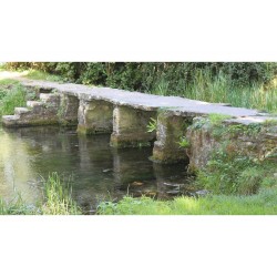 R7341 - Stone footbridge