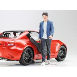 24356 - 1/24 Campus Friends II (Scooter & 5 Figures)