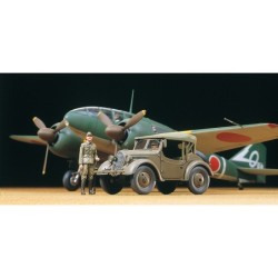 25217 - 1/48 Ki-46 III 100 Aircraft & Kurogane 4x4 Set