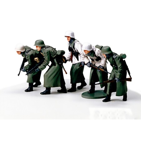 35256 - German Assault Infantry (Winter)