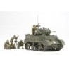 35313 - 1/35 M5A1 W/4 Figures