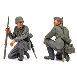 35371 - 1/35 German Infantry Mid WWII