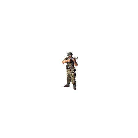 36303 - WWII German Elite Infantry Man