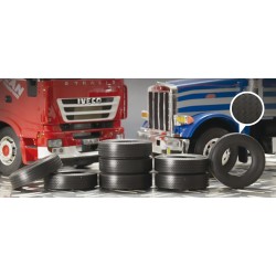 3889 - Truck Rubber Tyres