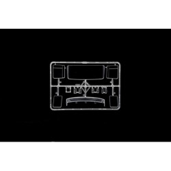 3946 - Mann F 8 18.321.2Axle Tractor