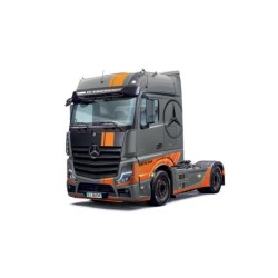 3968 - Mercedes-Benz Actros MP4 Big Space Grand Prix Edition
