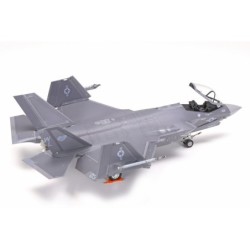 60794 - 1/72 F-35C Lightning II