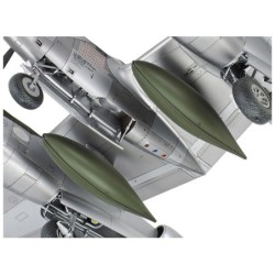 61123 - 1/48 Lockheed P-38 J Lightning
