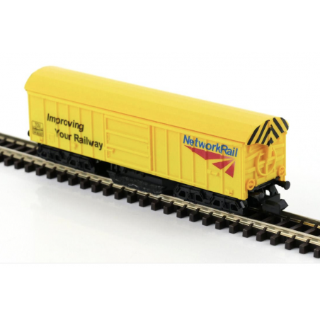 GM2420101 - Track Cleaning Wagon Network Rail - N Gauge