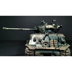 6529 - M4A3E8 Sherman...