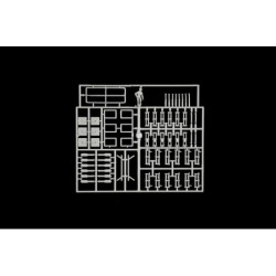 7080 - Sd.Kfz. 251/1 Stuka Zu Fuss      C