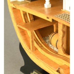 AL20500 - 1/72 HMS Victory Cross Section