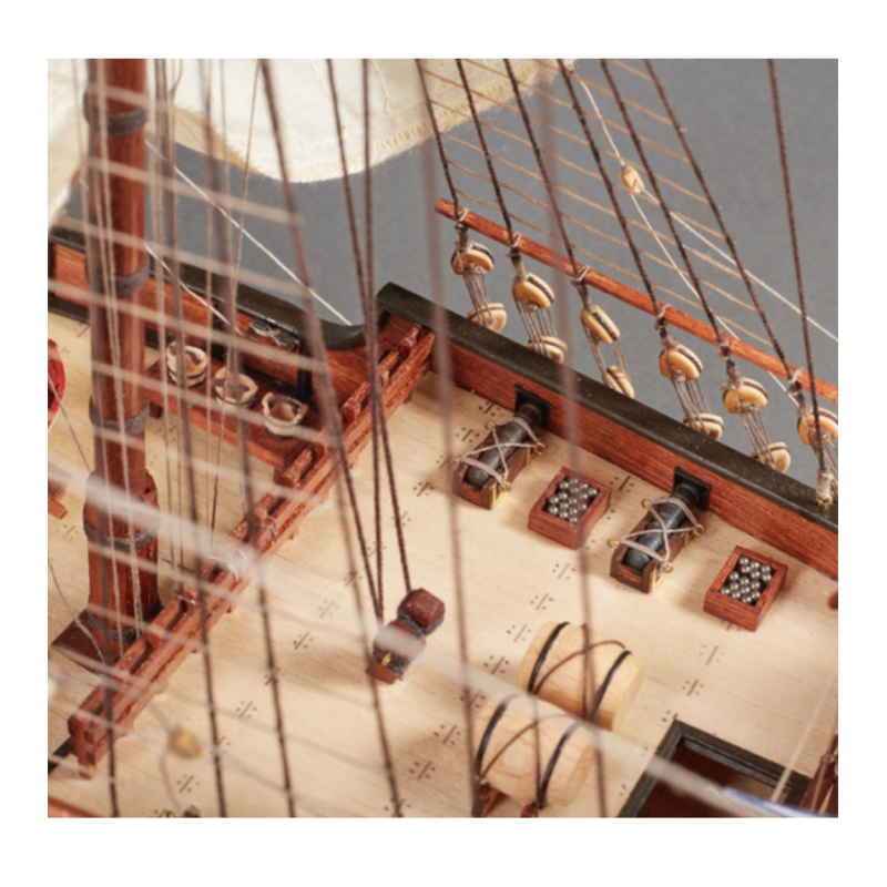 AL22411 - 1/65 Santa Maria