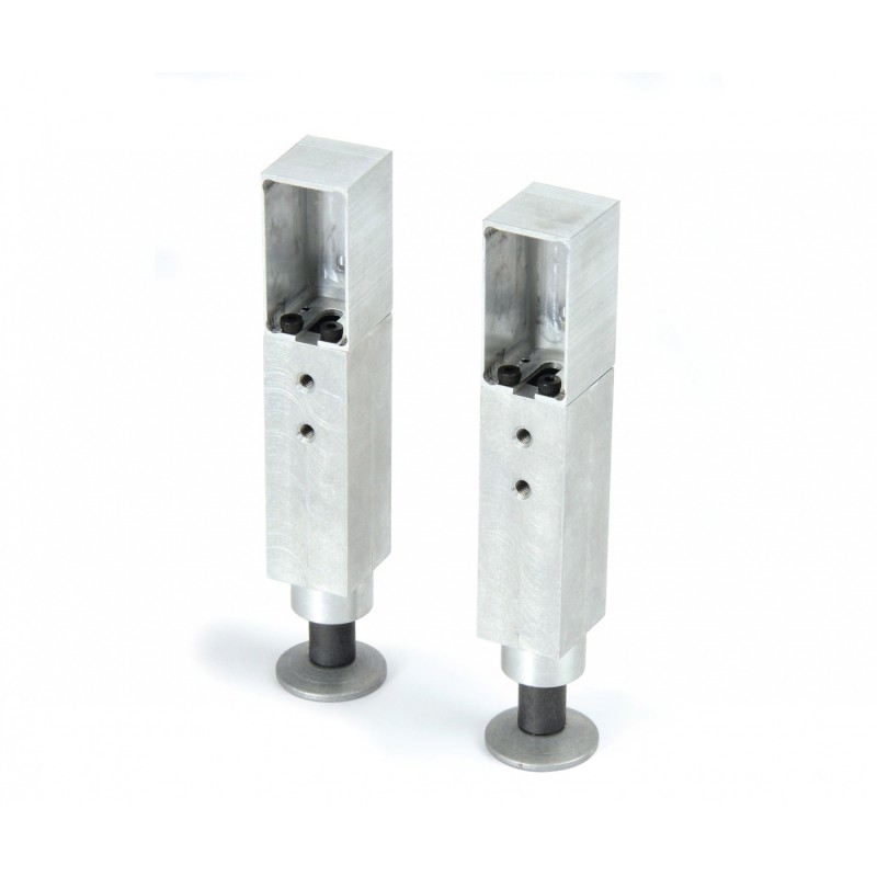 C907218 - 1:14 Carson Trailer E-Sup.Legs W/O Motor