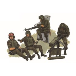 D3311 - U.S. Helicopter Crew