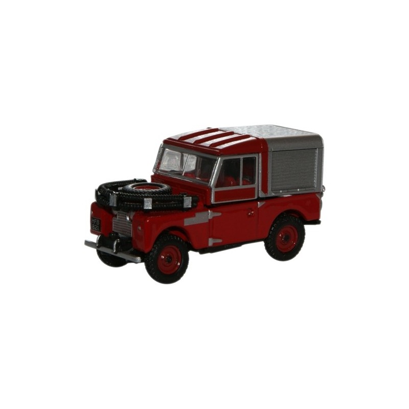 76LAN188012 - Red Land Rover 88" Fire