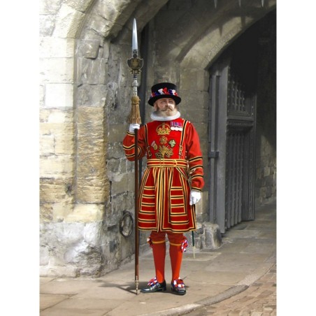 ICM16006 - Yeoman Warder “Beefeater” 1:16 Figure