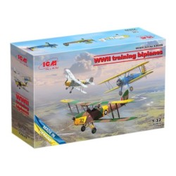ICM32039 - WWII Training Biplanes with Bücker Bü 131D, DH.82A Tiger Moth & Stearman PT-17 (Set of 3)