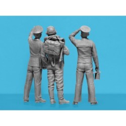 ICM32118 - WWII Pilots of British Naval Aviation 3 Figures