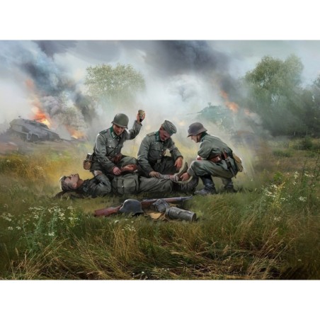 ICM35620 - WWII German Military Medical Personnel