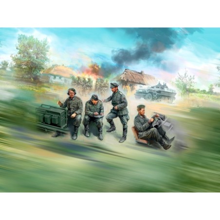ICM35644 - German Command Vehicle Crew (1939-1942) 4 Figures