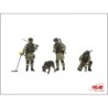 ICM35753 - To Be Ahead, To Save The Life Sappers of the Armed Forces of Ukraine (3 Figures & Dog)