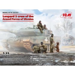 ICM35757 - Leopard 2 Crew of the Armed Forces of Ukraine (5 Figures & Dog)