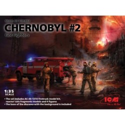 ICM35902 - Chernobyl 2 Fire Fighters (AC-40-137A Fire Truck, 4 Figures & Diorama Base with Background)