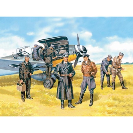 ICM48082 - German Luftwaffe Pilots & Ground Personnel (1939-1945) 7 Figures