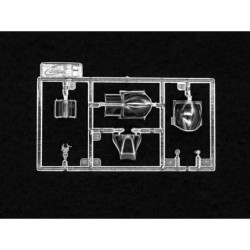 ICM48801 - Spitfire Mk.IX with RAF Pilots & Ground Personnel (7 Figures)