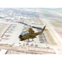 ICM53030 - AH-1G Cobra...