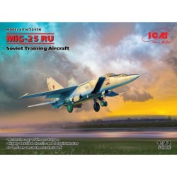 ICM72176 - MiG-25 RU, Soviet Training Aircraft