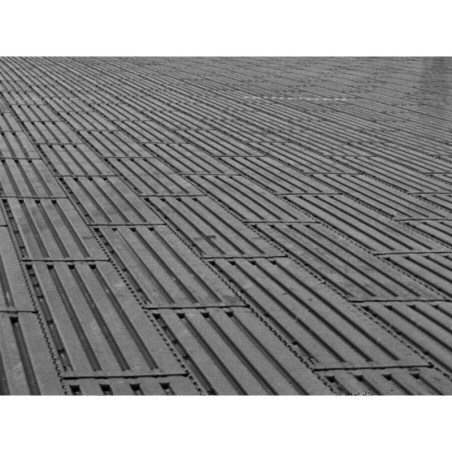 ICM72216 - Vietnam M8A1 U.S. Landing Mat 1:72