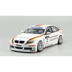 NU24037 - BMW 320si E90...