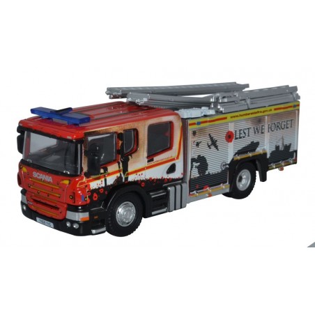 76SFE011 - Humberside Fire and Rescue Pump Ladder
