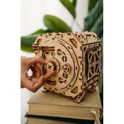 WDTK037 - Geared safe