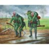 Z6143 - 1/72 German Medical Personnel 1941