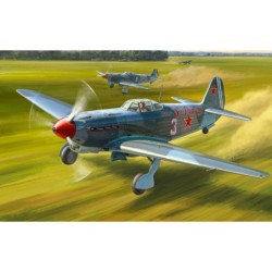 Z7313 - Yak-9 Soviet Fighter