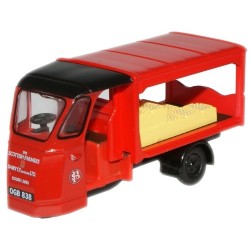 76WE009 - Scottish Dairy Farmers Milk Float