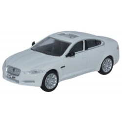 76XF005 - Jaguar XF Saloon Polaris White