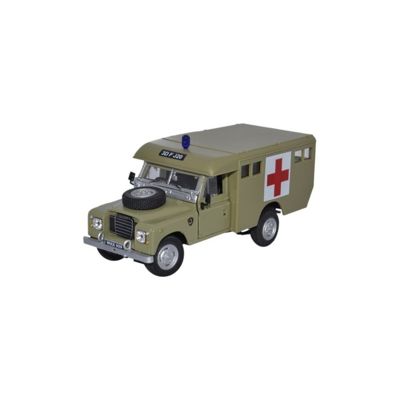 CR036 - Land Rover Ambulance Army