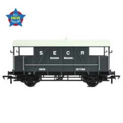 38-915 - SE&CR 25T 'Dance Hall' Brake Van SE&CR Grey