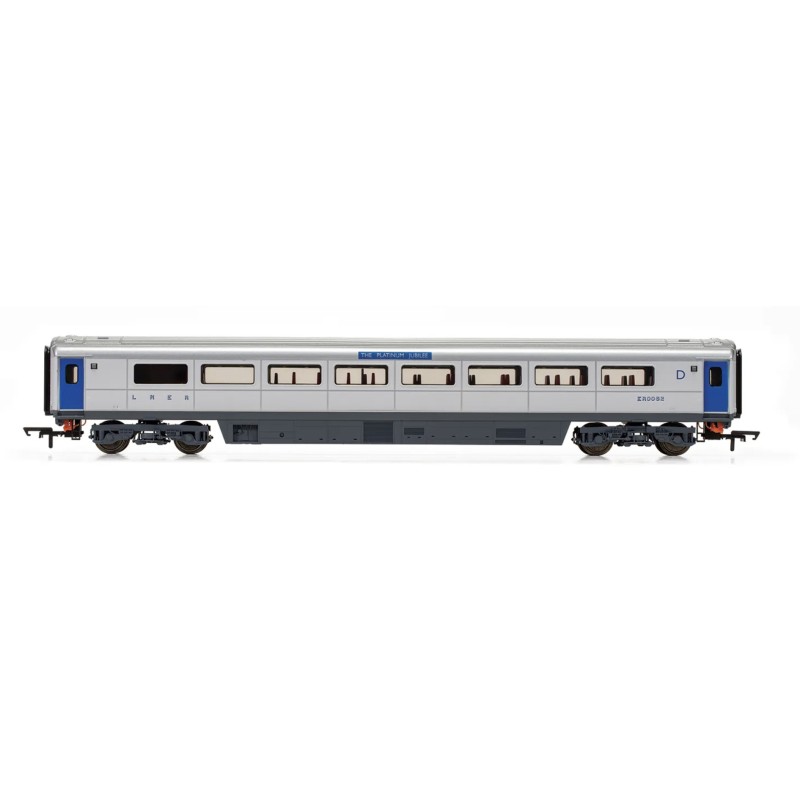 R40355B - Platinum Jubilee of Queen Elizabeth II Mk3 Sliding Door Trailer First Disabled