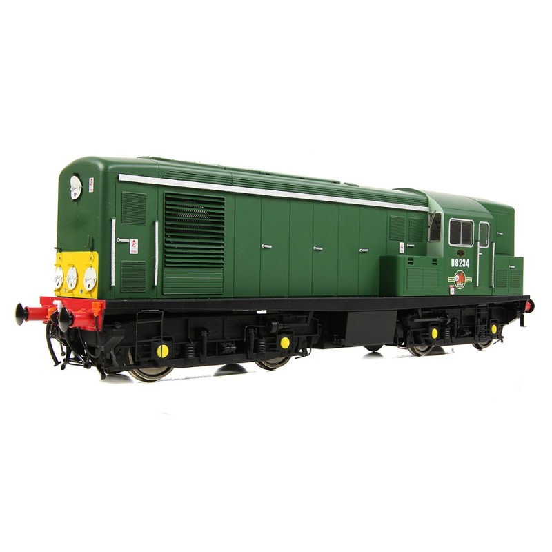 E84705 - Class 15 D8234 BR Green (Small Yellow Panels)
