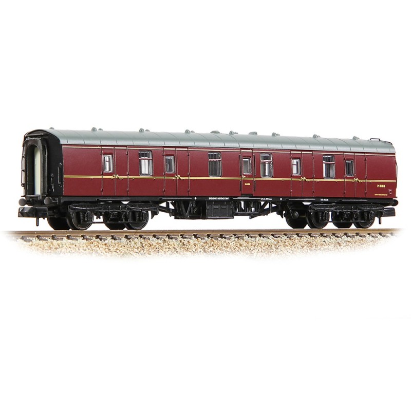 374-036C - BR Mk1 BG Brake Gangwayed BR Maroon