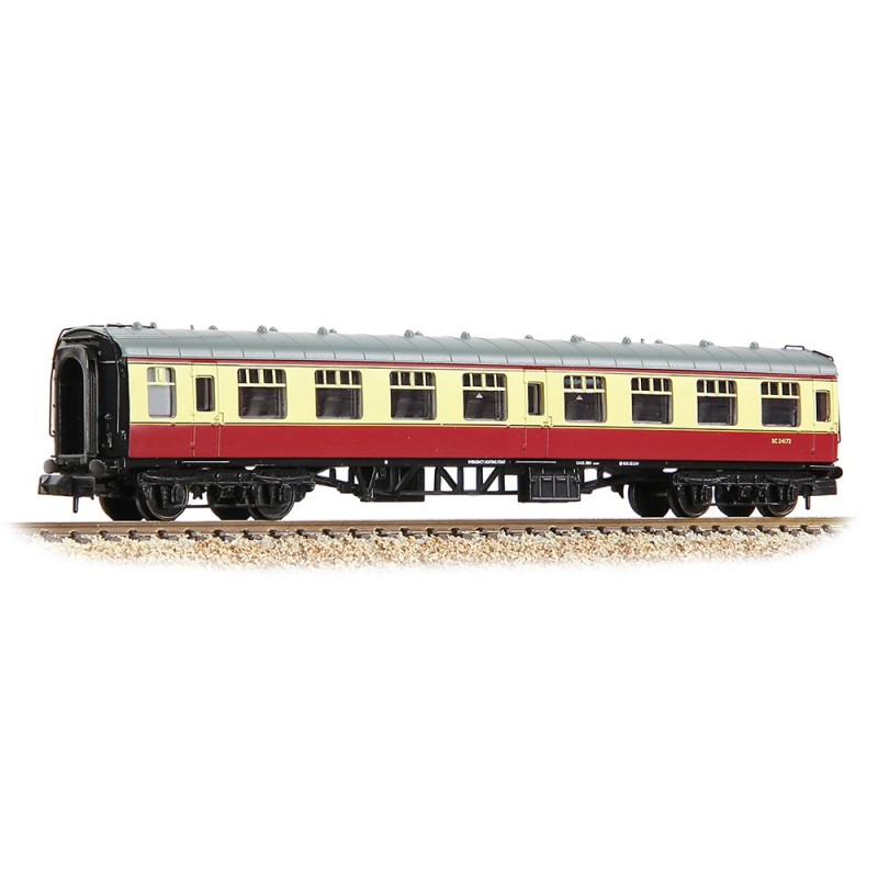 374-060E - BR Mk1 SK Second Corridor BR Crimson & Cream