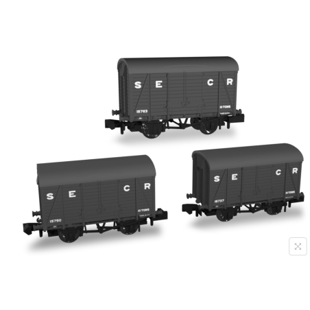 SECR Wagons Pack of 3 – SECR Livery 10t Covered Vans (Dia.1426)