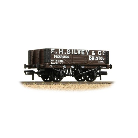 37-056B - 5 Plank Wagon Wooden Floor 'F. H. Silvey & Co.' Brown